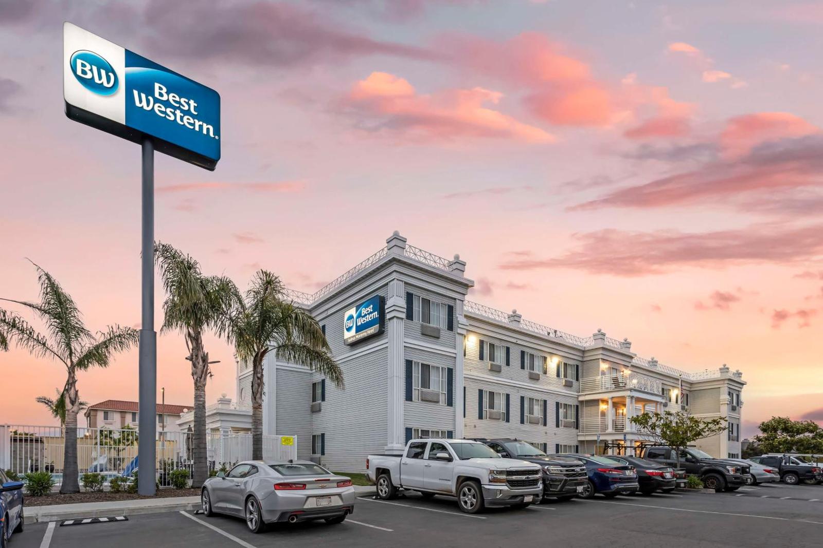 Best Western Salinas Monterey Hotel